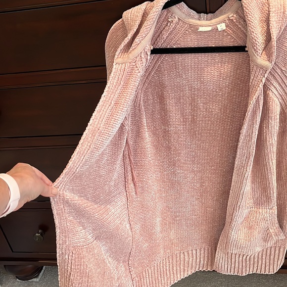 Gorgeous Gap Chenille Cardigan size S - Picture 11 of 12